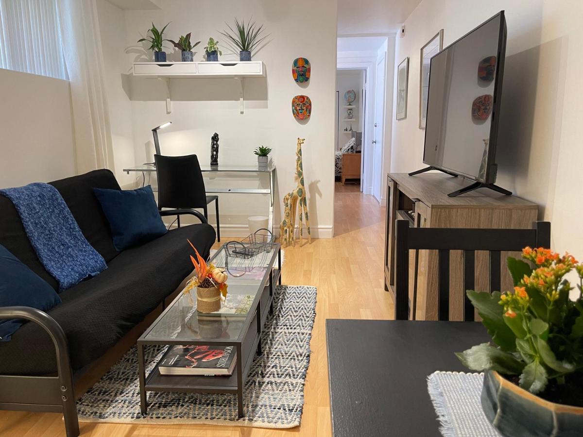 Apartamento Cozy In Great Location With Free Parking - 31 Night Minimum *